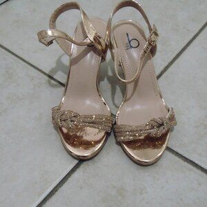 Bakers Gold Strappy Heels with Bow Detail – Size 5